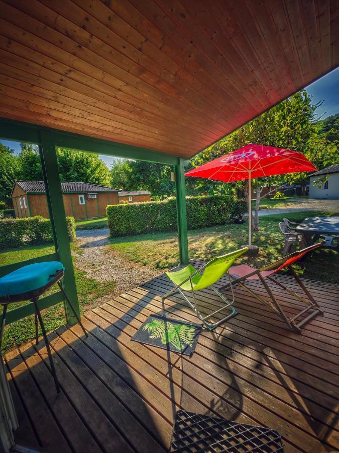 Hotel Gites Le Clos Du Moulin Terrasson Exterior foto